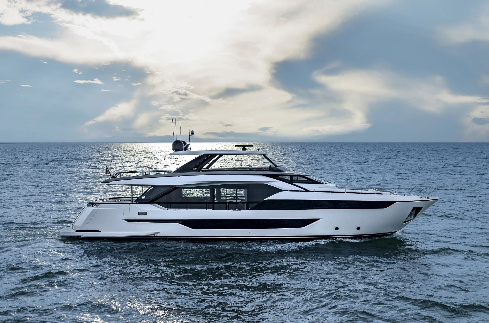 Яхта Ferretti Yachts 940 доступна к просмотру  Яхта Ferretti Yachts 940 доступна к просмотру